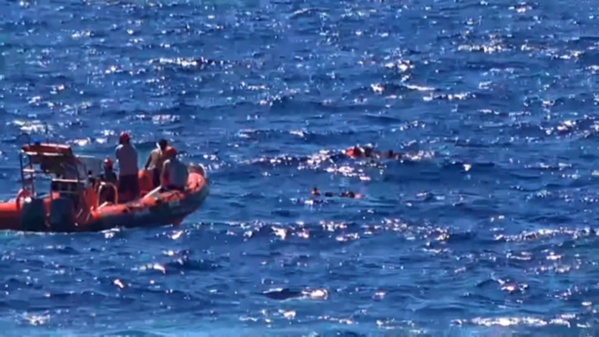 Mbour: Une pirogue chavire, 100 passagers portés disparus Mbour: Une pirogue chavire, 100 passagers portés disparus