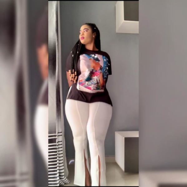 Quand la jetsetteuse Amina Saleh expose ses belles formes généreuses sur instagram Quand la jetsetteuse Amina Saleh expose ses belles formes généreuses sur instagram