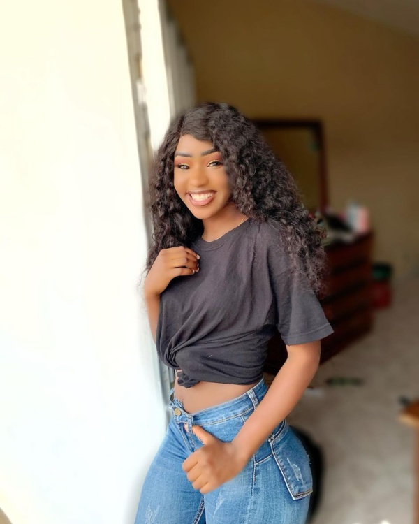 Le weekend de la starlette Oumy Diop Le weekend de la starlette Oumy Diop