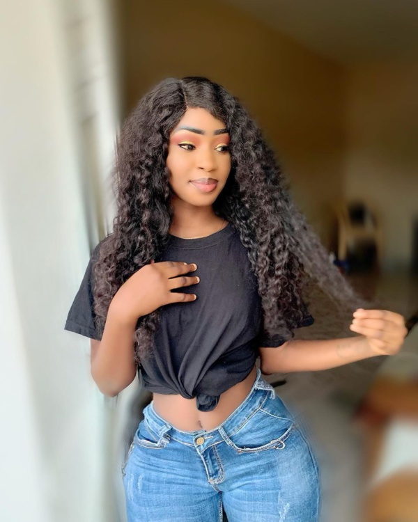 Le weekend de la starlette Oumy Diop Le weekend de la starlette Oumy Diop