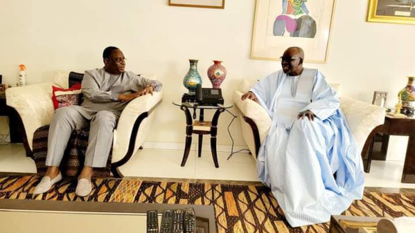 Exclu de l'APR: Moustapha Cissé Lô reçu ce dimanche par Macky Exclu de l'APR: Moustapha Cissé Lô reçu ce dimanche par Macky