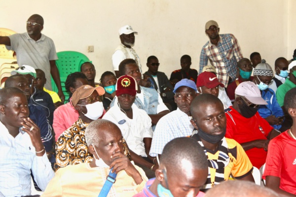 Equipements Sportifs pour les clubs de la Casamance: Le président Seydou Sané a dépensé plus de 10 millions FCFA Equipements Sportifs pour les clubs de la Casamance: Le président Seydou Sané a dépensé plus de 10 millions FCFA