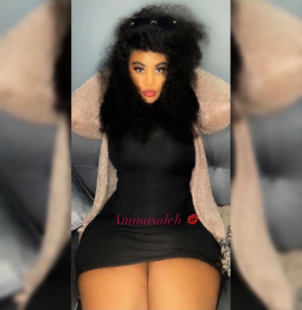 Les nouvelles photos torrides de la jetsetteuse Amina Saleh, en mode petite robe noir $exy