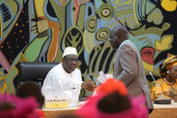 Sidya NDIAYE : «Pour des questions de politique politicienne, on veut supprimer les villes. Nous nous battrons » Sidya NDIAYE : «Pour des questions de politique politicienne, on veut supprimer les villes. Nous nous battrons »