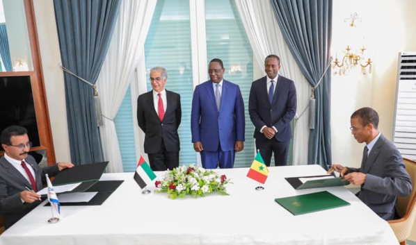 840 millions de Dolars pour la réalisation du port de Ndayane: Macky Sall signe avec DP Word 840 millions de Dolars pour la réalisation du port de Ndayane: Macky Sall signe avec DP Word