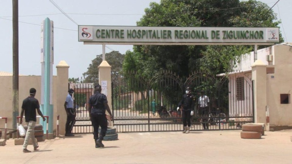 Tension à l'hôpital régional de Ziguinchor: Le torchon brûle entre les travailleurs et le DG Tension à l'hôpital régional de Ziguinchor: Le torchon brûle entre les travailleurs et le DG