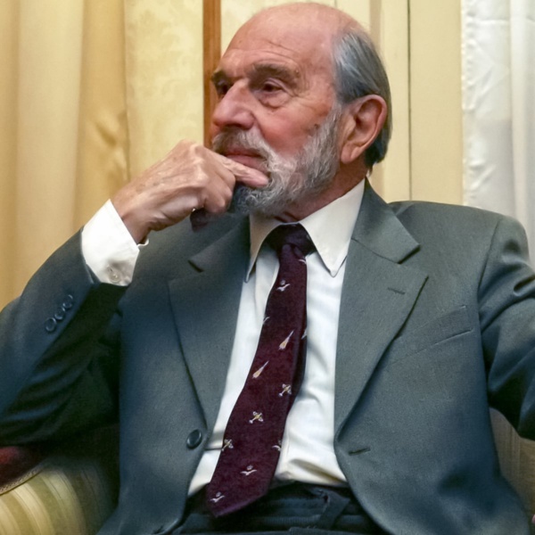 Décès de George Blake, célèbre «taupe» qui espionnait pour le compte du KGB Décès de George Blake, célèbre «taupe» qui espionnait pour le compte du KGB