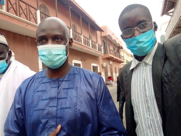 Guet Ndar: Le maire a réconcilié populations et transporteurs Guet Ndar: Le maire a réconcilié populations et transporteurs