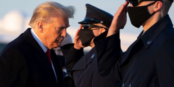 Donald Trump fait faux bond aux cotillons du réveillon Donald Trump fait faux bond aux cotillons du réveillon