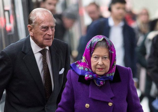 Elizabeth II et le prince Philip ont été vaccinés contre le coronavirus Elizabeth II et le prince Philip ont été vaccinés contre le coronavirus