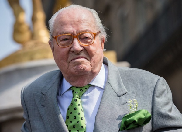France: Jean-Marie Le Pen atteint du Covid-19 refuse de se faire vacciner France: Jean-Marie Le Pen atteint du Covid-19 refuse de se faire vacciner