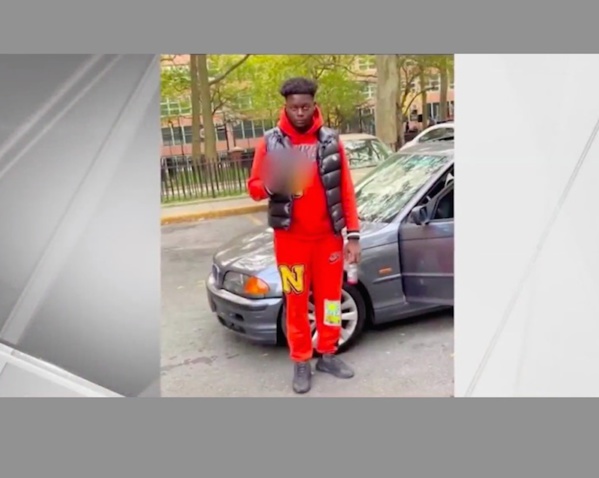 New York : Moussa Camara tue sa mère qui lui reprochait de ne pas trouver du... New York : Moussa Camara tue sa mère qui lui reprochait de ne pas trouver du...