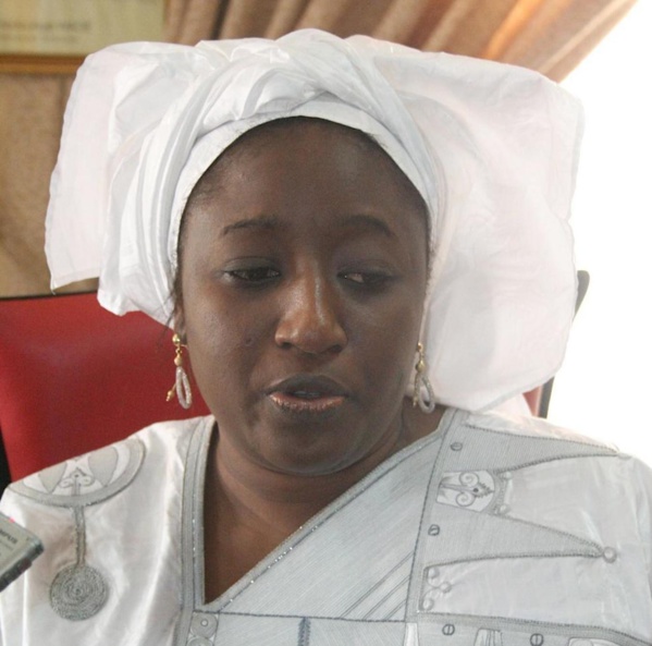 Prison Camp Pénal: Aminata Lô refuse de s’alimenter pour des raisons de sécurité et de ... Prison Camp Pénal: Aminata Lô refuse de s’alimenter pour des raisons de sécurité et de ...