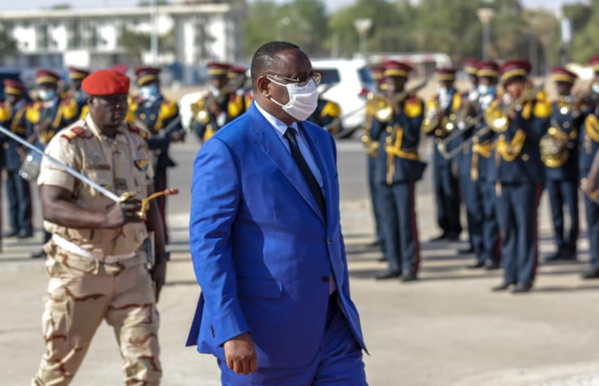Macky Sall est arrivé à Ndjamena Macky Sall est arrivé à Ndjamena
