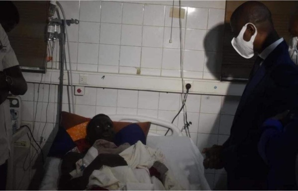 Antoine Felix DIome rend visite aux "terroristes" blessés Antoine Felix DIome rend visite aux "terroristes" blessés