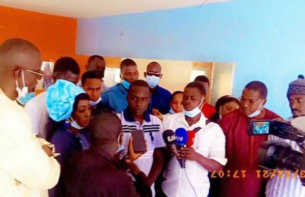 Manifestations au Sénégal : Le mouvement "Podor Debout" déplore les incidents et félicite Macky pour son discours Manifestations au Sénégal : Le mouvement "Podor Debout" déplore les incidents et félicite Macky pour son discours