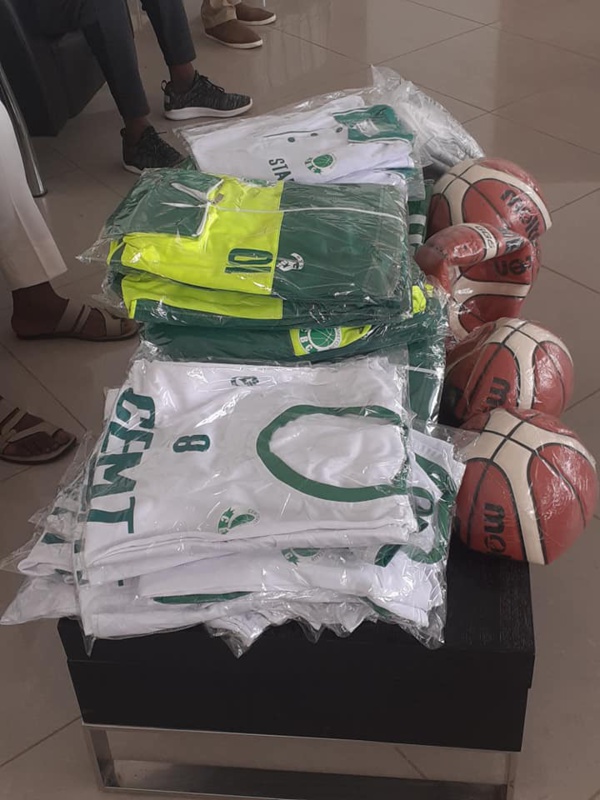 Ziguinchor : Le président Benoit Sambou équipe "CEMT Basket Club"