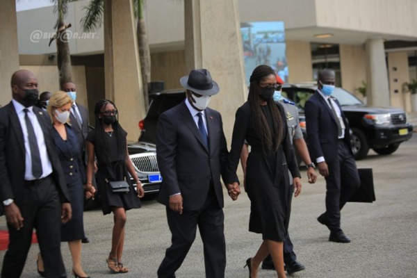Côte d’Ivoire : Arrivée de la dépouille du Premier ministre Hamed Bakayoko à Abidjan Côte d’Ivoire : Arrivée de la dépouille du Premier ministre Hamed Bakayoko à Abidjan