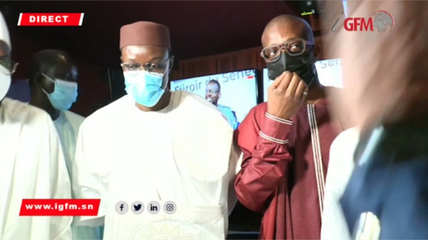 Ousmane Sonko rend visite au Groupe Futurs Médias Ousmane Sonko rend visite au Groupe Futurs Médias