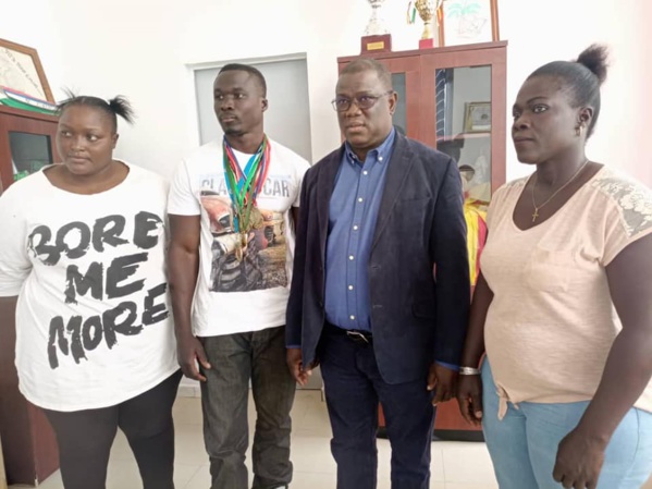 Ziguinchor : Baldé offre des parcelles à usage d'habitation à Monica Sagna, Hortense Diedhiou... Ziguinchor : Baldé offre des parcelles à usage d'habitation à Monica Sagna, Hortense Diedhiou...