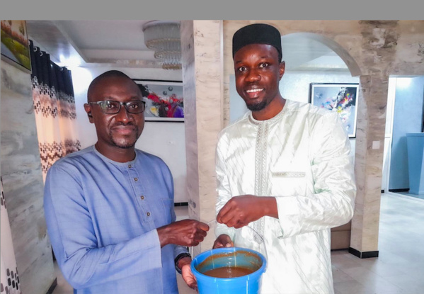 Pâques : Sonko réclame ses rations de "Ngalakh" à Marie Rose Faye,Toussaint Manga, Roger Diouf, Barthélemy Dias... Pâques : Sonko réclame ses rations de "Ngalakh" à Marie Rose Faye,Toussaint Manga, Roger Diouf, Barthélemy Dias...