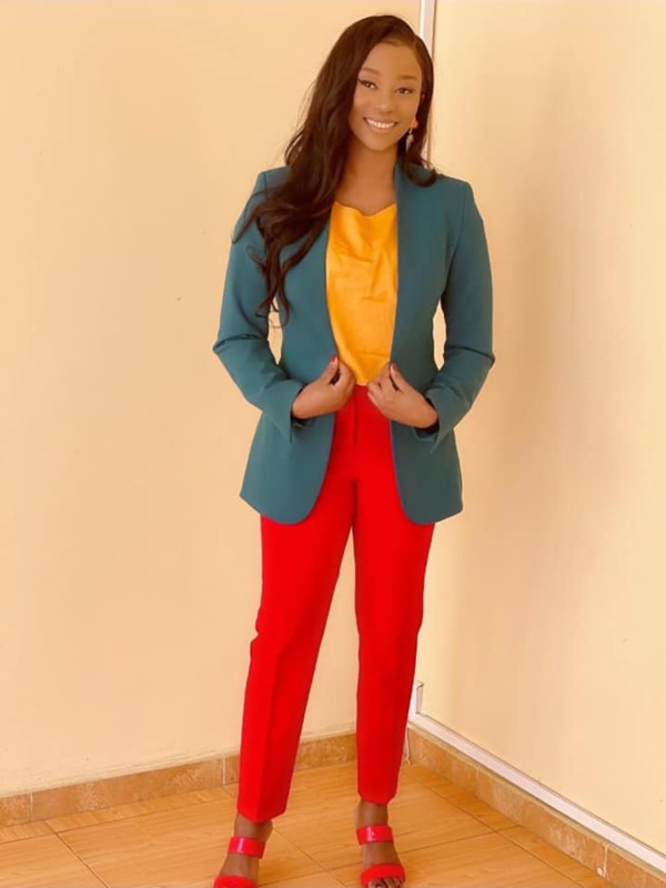 Fête de l’indépendance: Adiouza s'adresse à ses fans Fête de l’indépendance: Adiouza s'adresse à ses fans