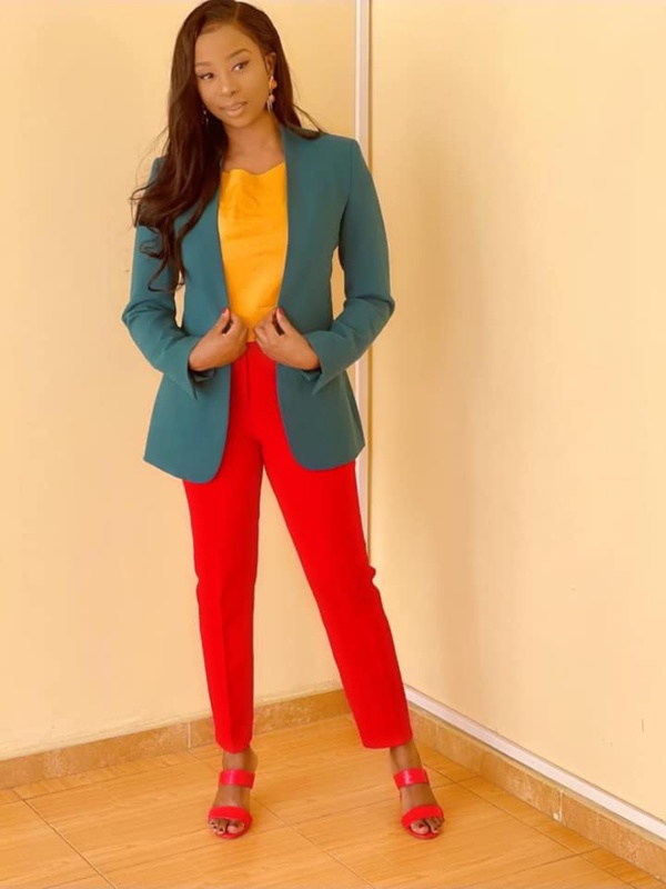 Fête de l’indépendance: Adiouza s'adresse à ses fans Fête de l’indépendance: Adiouza s'adresse à ses fans