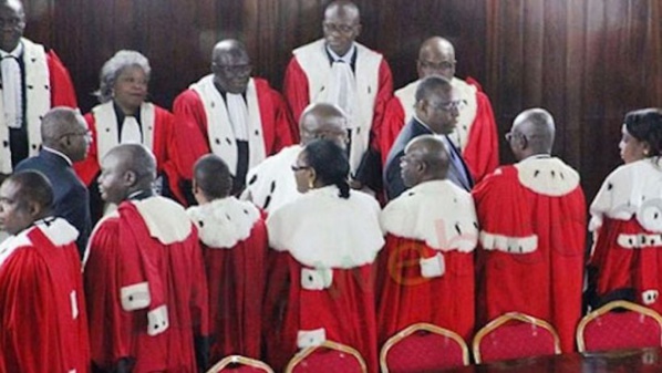 "Le président ne doit pas siéger au Conseil Supérieur de la magistrature" "Le président ne doit pas siéger au Conseil Supérieur de la magistrature"