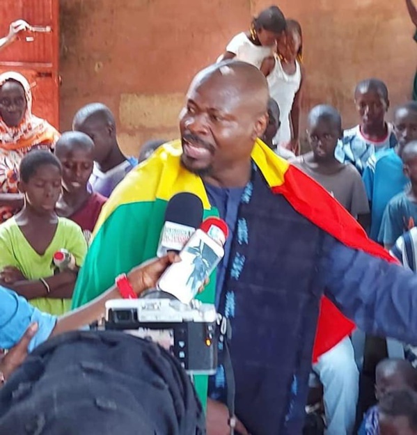 Escroquerie foncière : Guy Marius Sagna "arme" les populations de Médina Wandifa contre leur maire Escroquerie foncière : Guy Marius Sagna "arme" les populations de Médina Wandifa contre leur maire