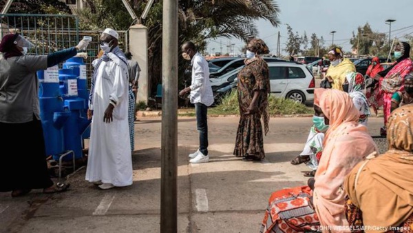 COVID-19 : Le variant britannique retrouvé chez 14 patients à Dakar COVID-19 : Le variant britannique retrouvé chez 14 patients à Dakar