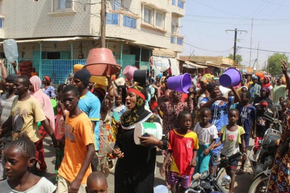 Assoiffées, les populations de Bakel crient leur colère Assoiffées, les populations de Bakel crient leur colère