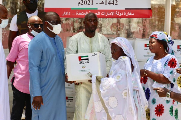 Ramadan: Baldé et ses partenaires des Émirats Arabes Unis "inondent" la capitale du Sud de Kits alimentaires Ramadan: Baldé et ses partenaires des Émirats Arabes Unis "inondent" la capitale du Sud de Kits alimentaires