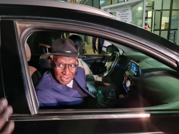 Lamine Diack est arrivé à Dakar Lamine Diack est arrivé à Dakar