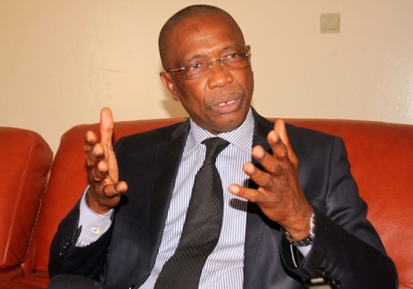 LA SANTE, L’ELECTRICITE ET L’EAU : Dialogue avec un jeune twittos à propos de la tournée économique du Président Sall (Par El Hadj Hamidou KASSÉ) LA SANTE, L’ELECTRICITE ET L’EAU : Dialogue avec un jeune twittos à propos de la tournée économique du Président Sall (Par El Hadj Hamidou KASSÉ)