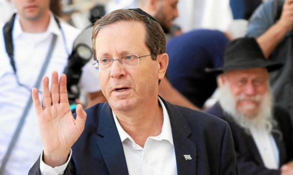 Le travailliste Isaac Herzog élu président d'Israël par les députés Le travailliste Isaac Herzog élu président d'Israël par les députés