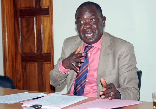 Isma Dioum dit pourquoi Macky Sall peut valablement postuler pour un autre mandat…