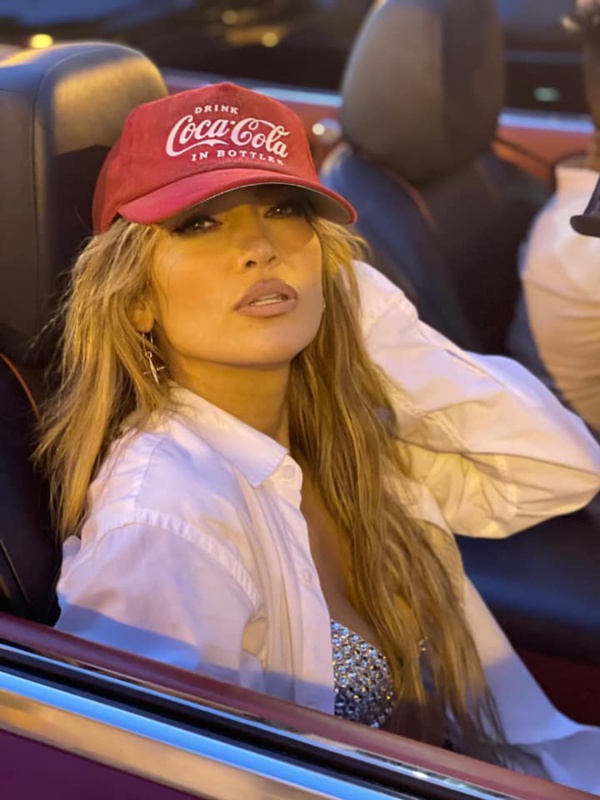 Affaire "Coca-Cola" :  Jennifer Lopez répond à Christian Ronaldo "des bonnes choses arrivent..."
