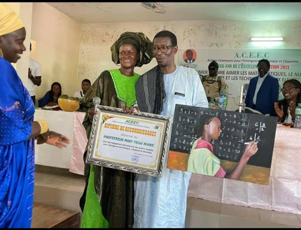 Week-end de l’Excellence à Ziguinchor : Mary Teuw Niane livre un cours magistral aux élèves