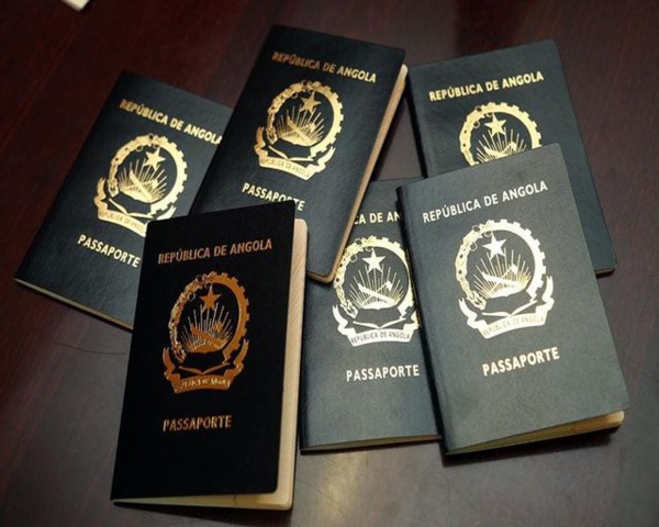 Angola : La validité du passeport passe de 5 à 15 ans