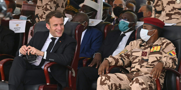 Mahamat Idriss Déby rencontre Macron à Paris 