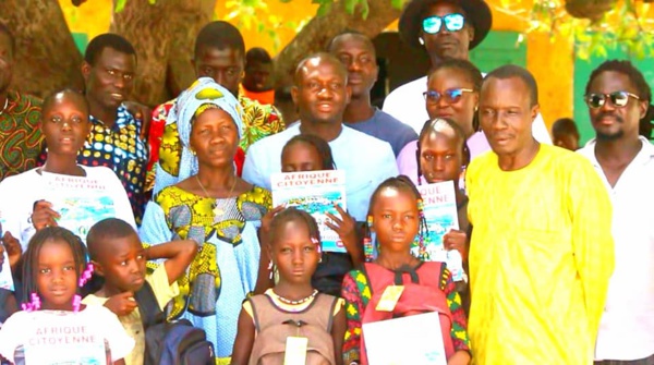 ÎLE DE NIOMOUNE : L'association "Essor Casamance" remercie la population ÎLE DE NIOMOUNE : L'association "Essor Casamance" remercie la population