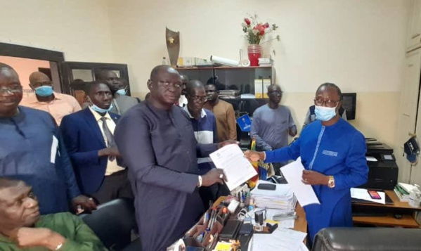 Des acteurs du football déposent la candidature de Me Augustin Senghor à la présidence de la FSF