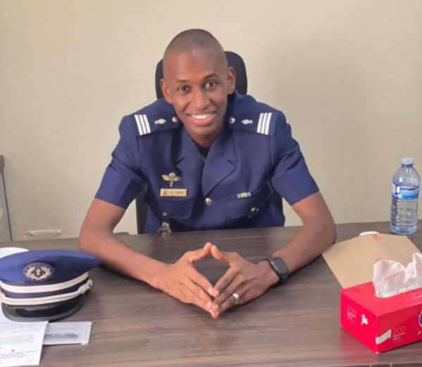 Le capitaine Touré lance ses piques : "Si un titre, une fonction ou un grade prend le dessus sur votre être alors vous perdez le contrôle de ce qu’est le vrai sens de la vie de l’être humain" Le capitaine Touré lance ses piques : "Si un titre, une fonction ou un grade prend le dessus sur votre être alors vous perdez le contrôle de ce qu’est le vrai sens de la vie de l’être humain"