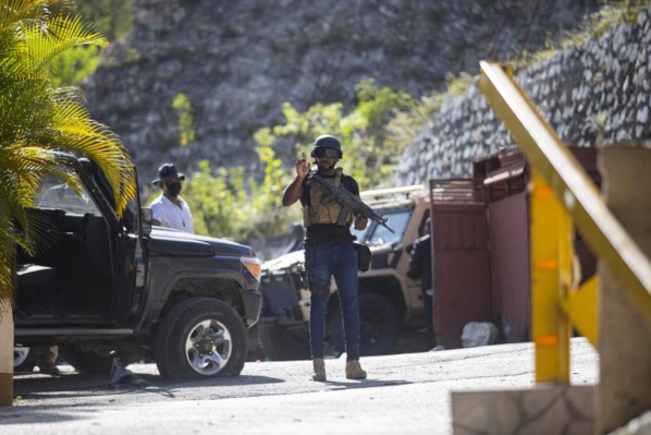 Assassinat de Jovenel Moïse : quatre mercenaires tués deux arrêtés, après la mort du président Haïtien