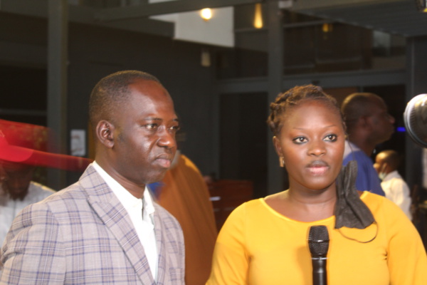 Pape Diouf nouvel ambassadeur de "1XBET" au Sénégal et en Gambie : "Je veille beaucoup sur mon image" Pape Diouf nouvel ambassadeur de "1XBET" au Sénégal et en Gambie : "Je veille beaucoup sur mon image"