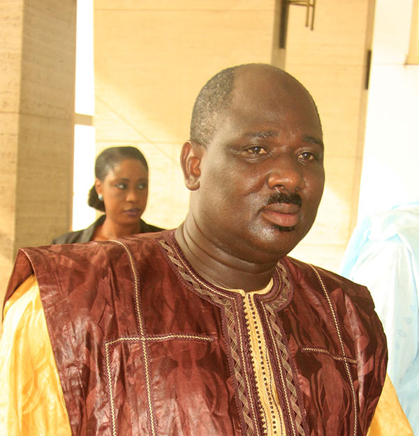  Divagation de moutons sur l'autoroute: Une plainte contre le député Farba Ngom