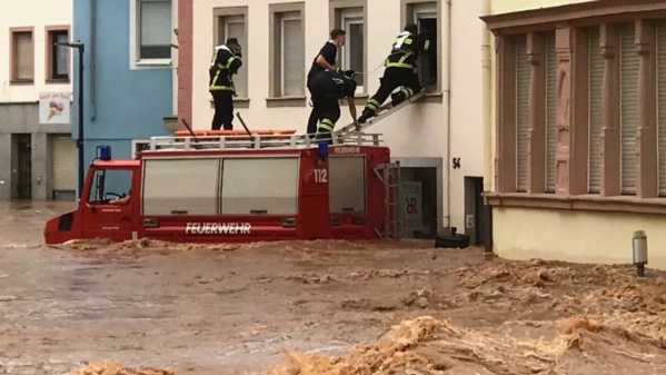 Intempéries en Allemagne : Plusieurs morts et disparus dans un énorme glissement de terrain