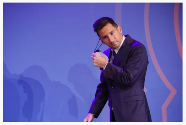 Transferts : Lionel Messi attendu par le PSG ce dimanche Transferts : Lionel Messi attendu par le PSG ce dimanche