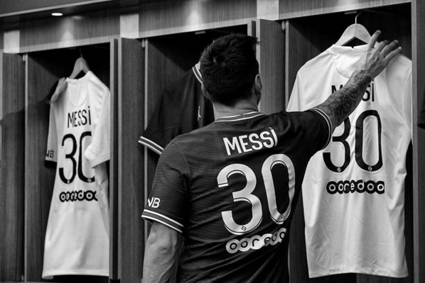 Leo Messi signe au Paris Saint-Germain