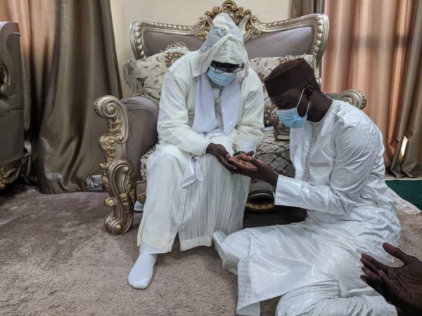 Ousmane Sonko rencontre le nouveau Khalif des Layènes